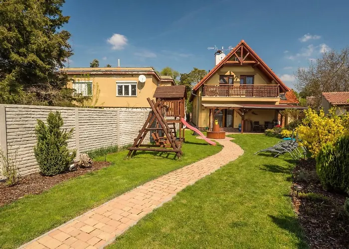 Veronika Willa Lednice